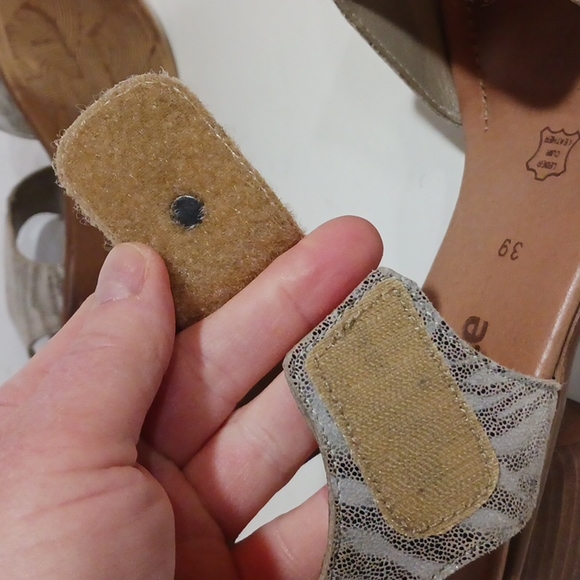 Remonte metallic tiger print sandals size 39 - Picture 12 of 16